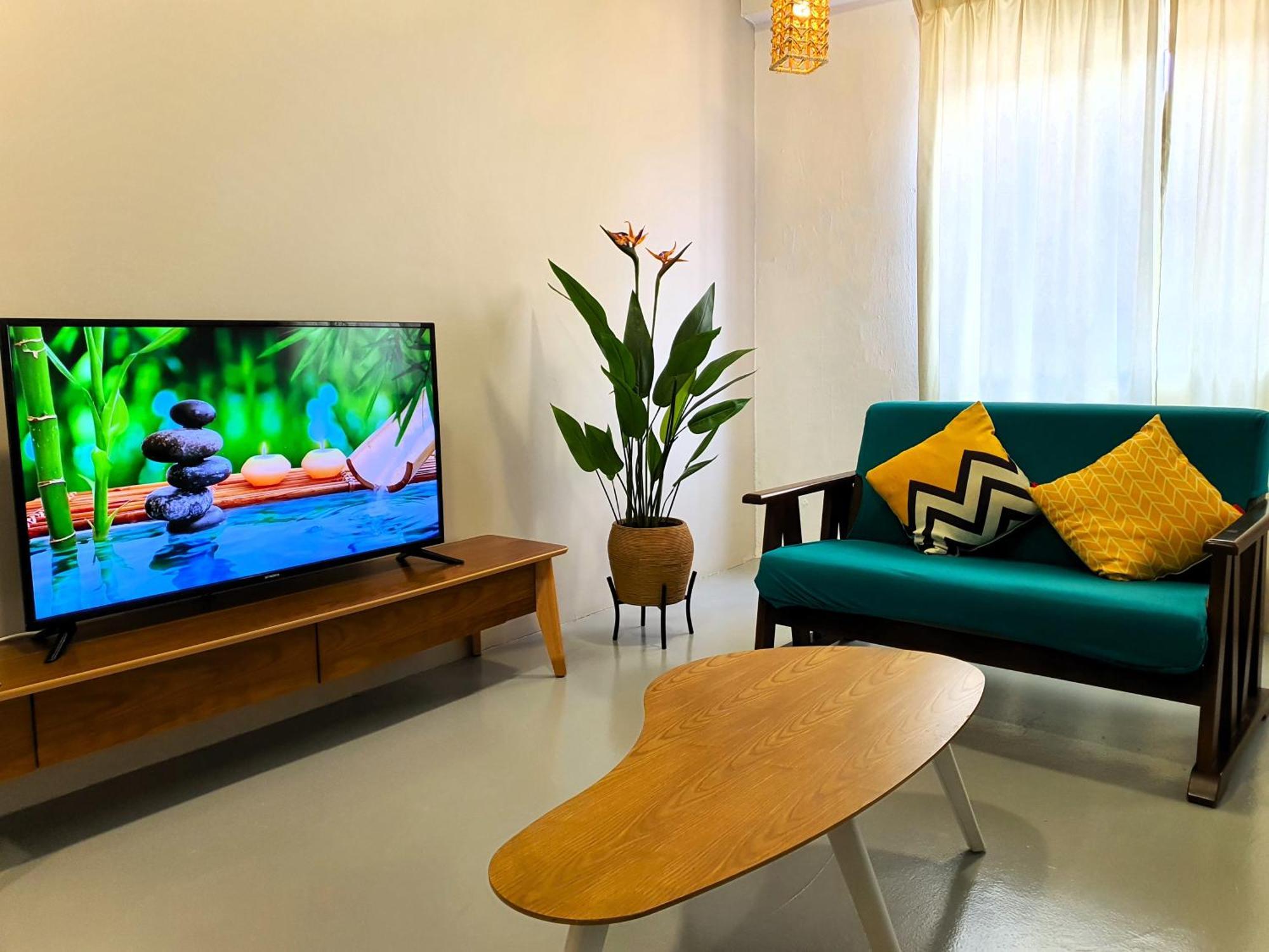 "Cloth Art Homestay" 4 Min Walk To Car Free Zone By Shine Stay Malacca Екстериор снимка